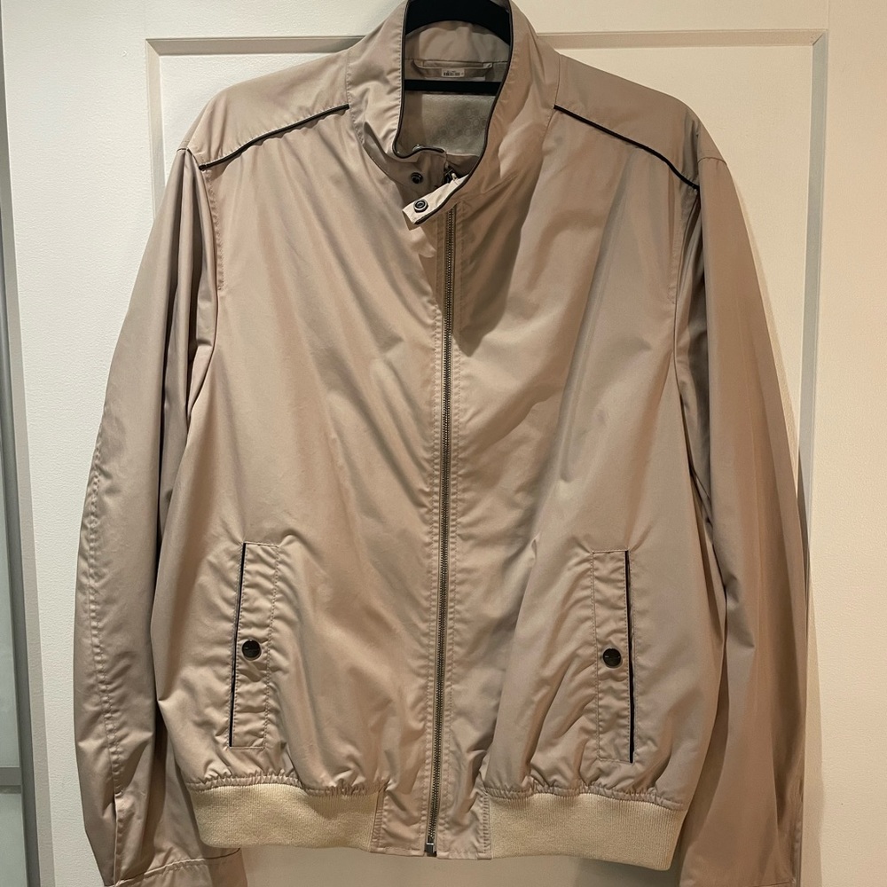Ferragamo lightweight jacket size 52